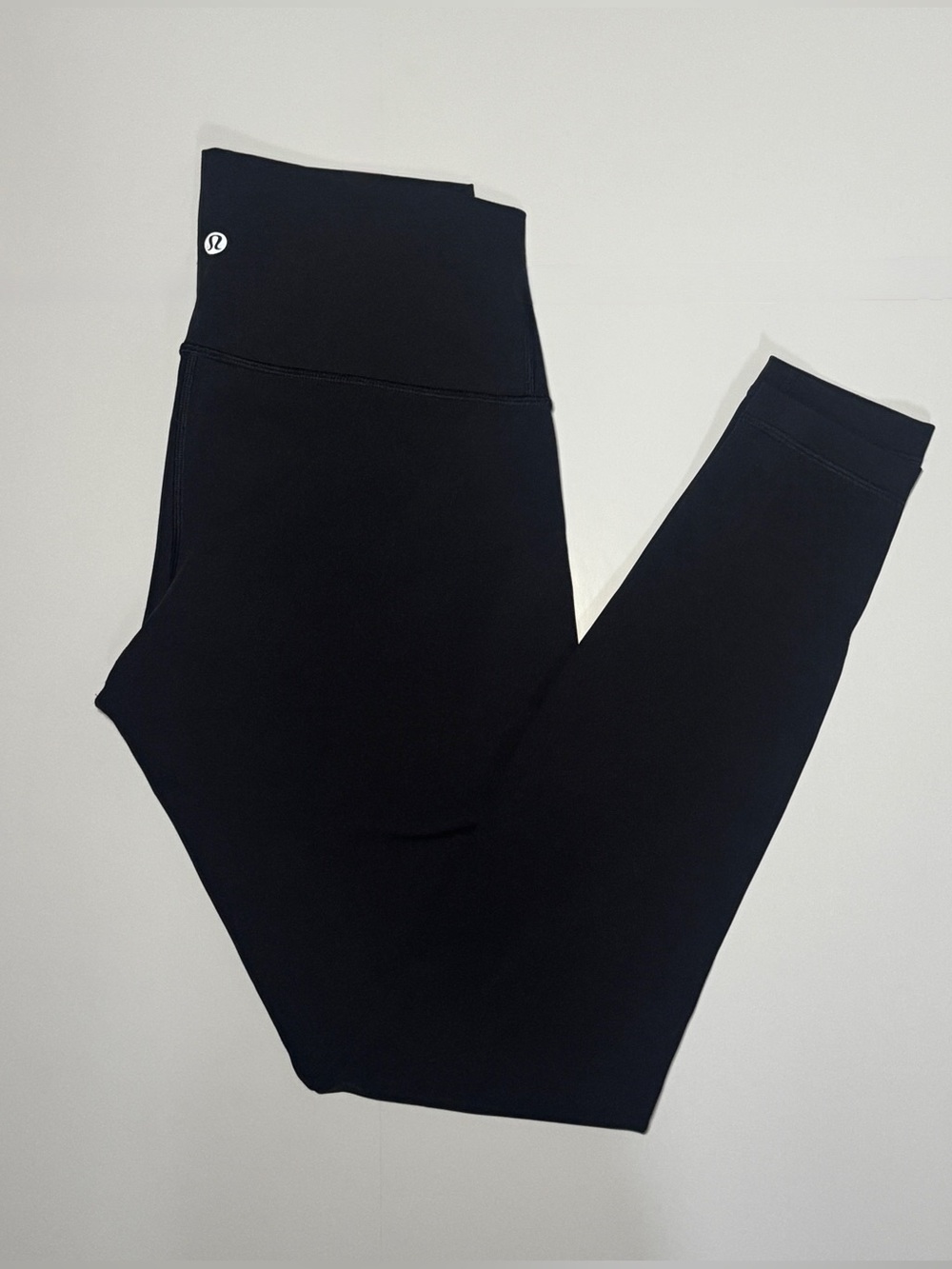 lululemon Black High Rise Leggings Size 8 | 28.5” Inseam